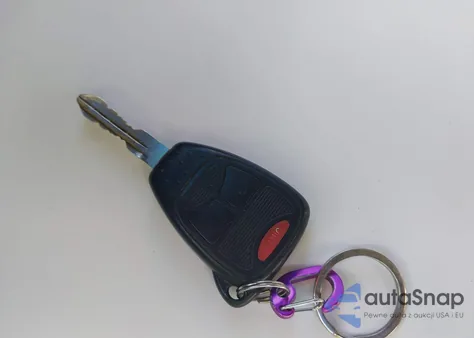 2006 Dodge Ram 1500 Slt/Trx4 Off Road/Sport from USA, damaged, VIN 1D7HU18286S608466